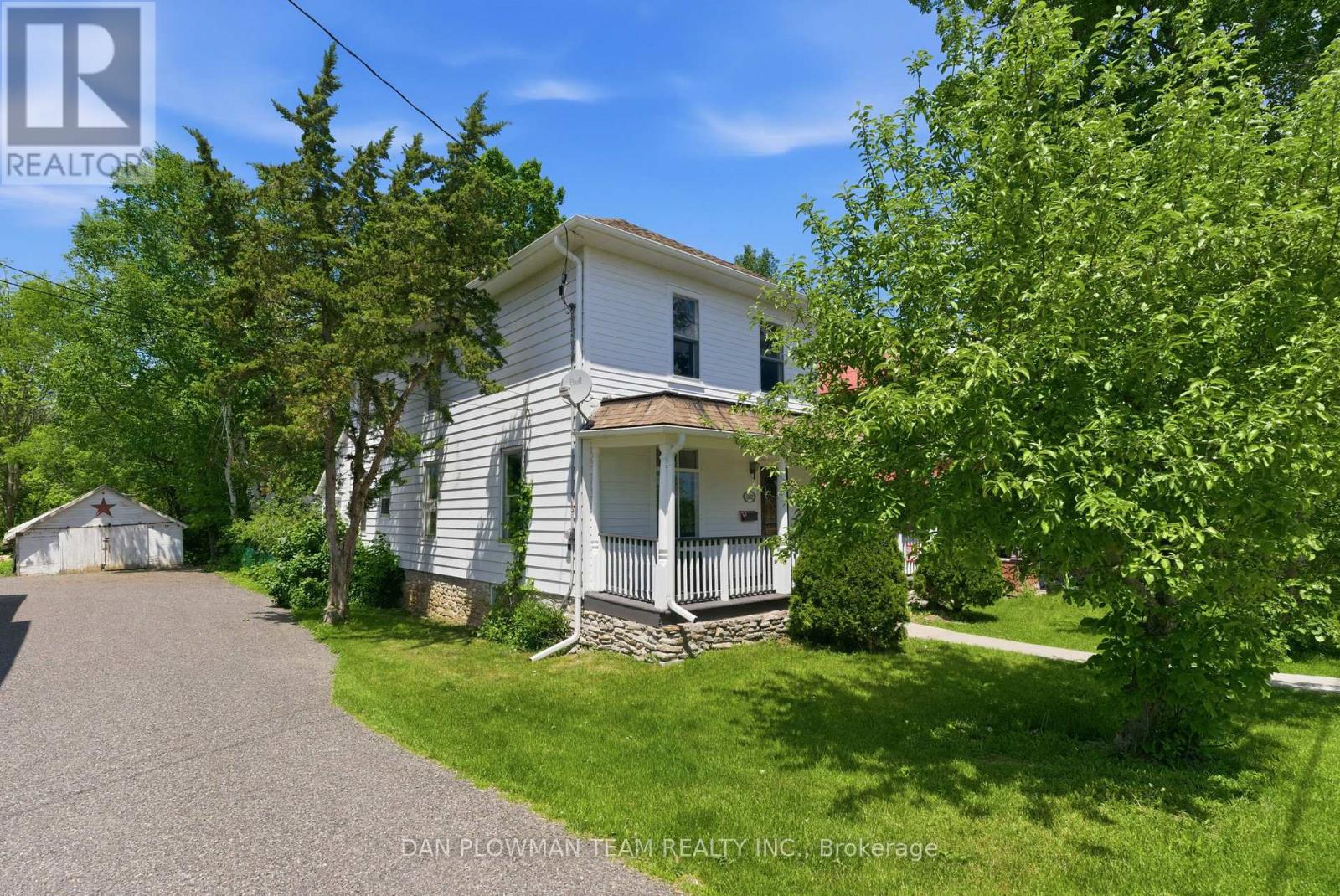202 QUEEN STREET - Image 2