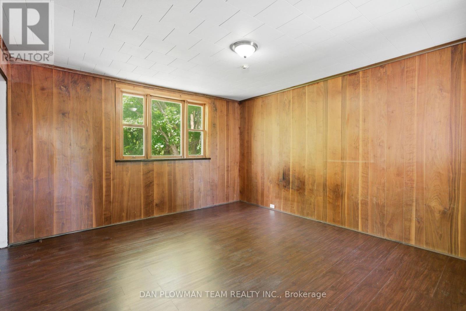 202 QUEEN STREET - 29