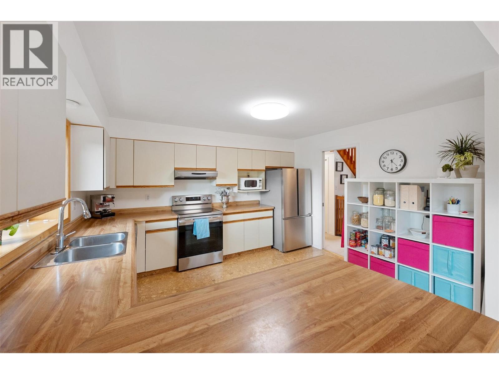 3070 Debeck Road - 22