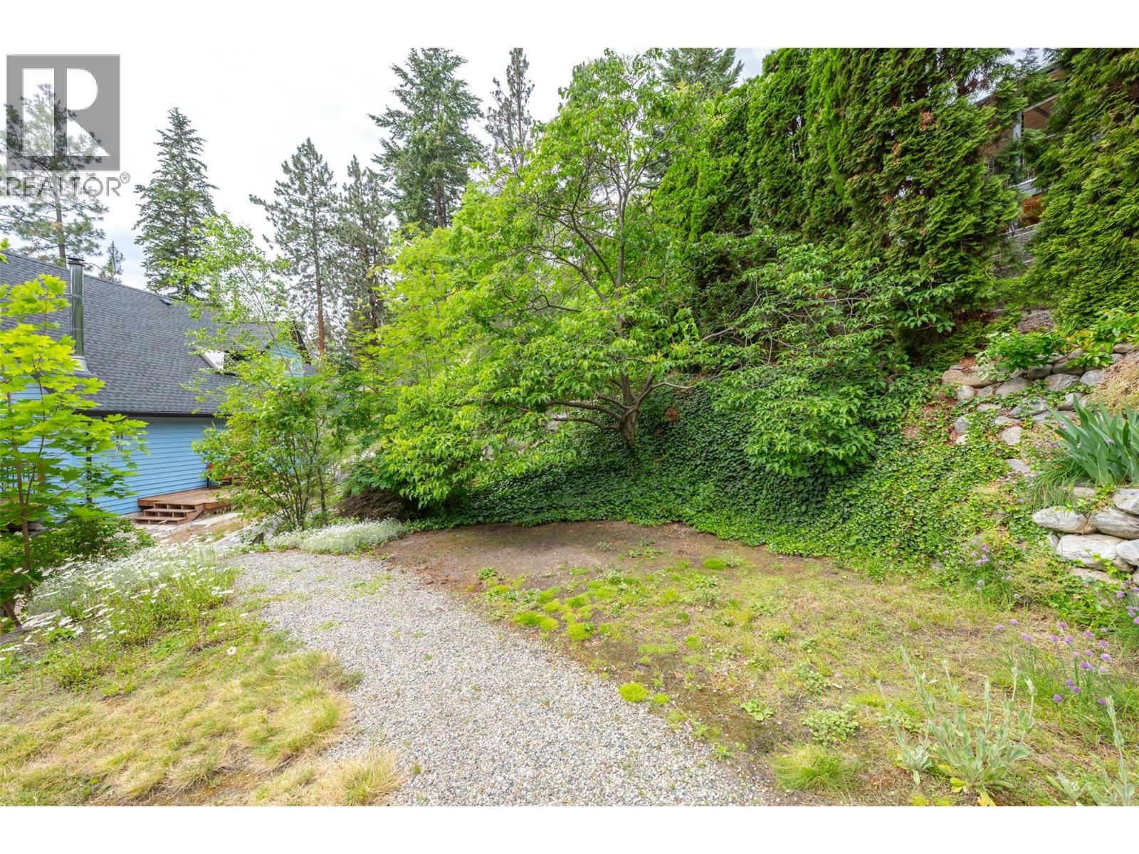 3070 Debeck Road - 85