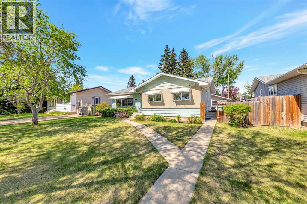4704 37 Street - 36