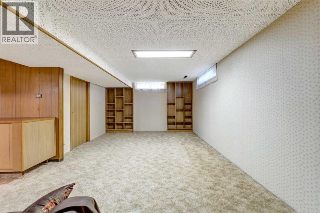 4704 37 Street - 26