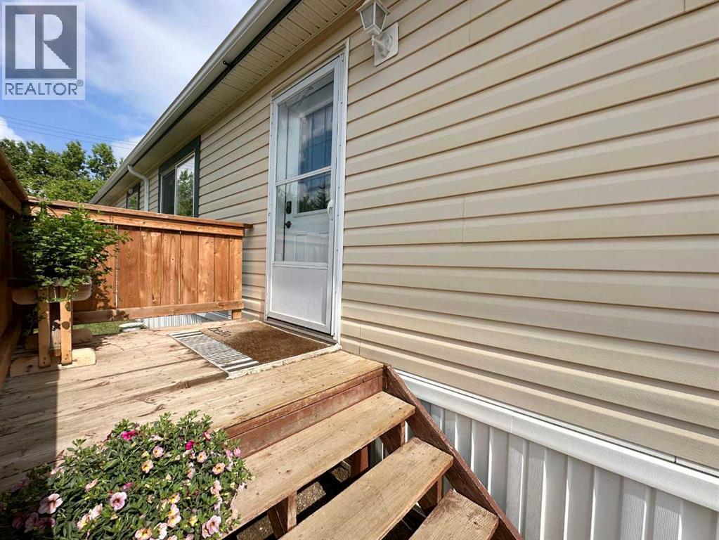 4603 50 Street — photo 20