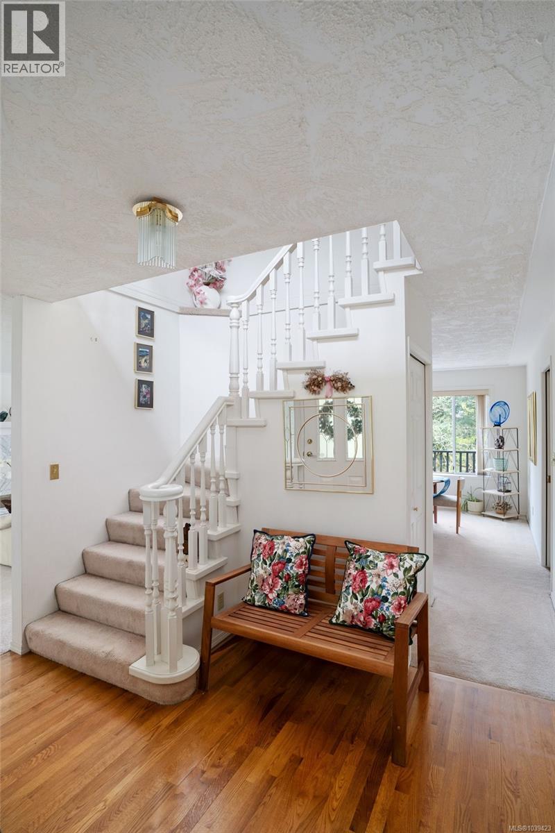  4617 Cliffwood Place, Saanich
