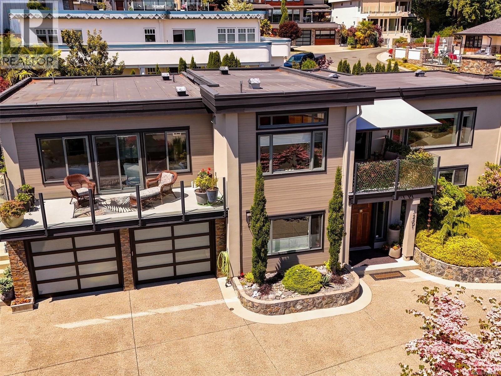  2491 Cadboro Heights Lane, Saanich