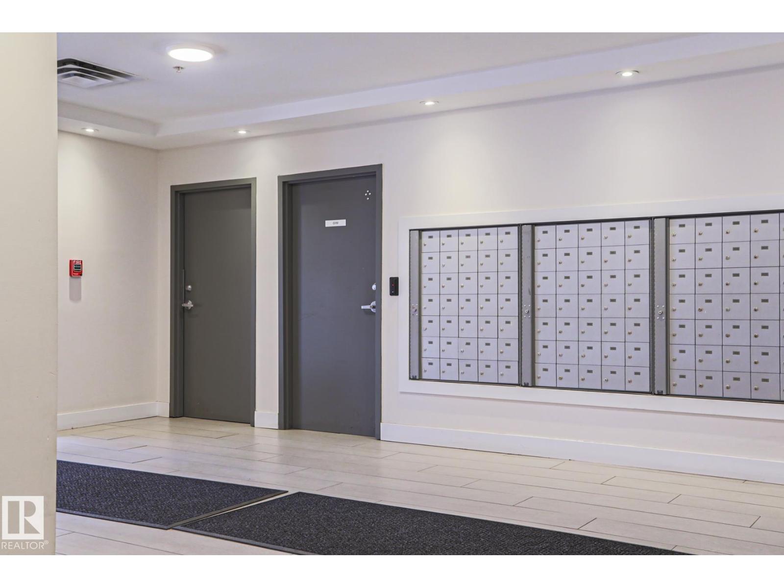 #201 10909 103 AV NW NW - 4