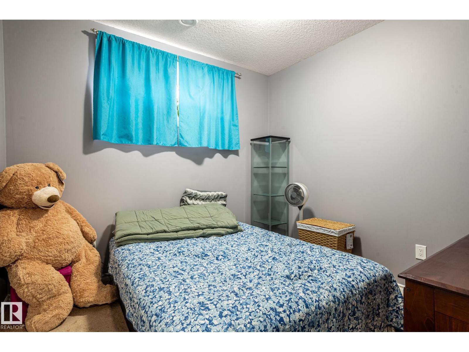 #1 12042 101 ST NW - 30
