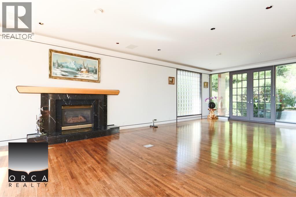 687 BEACHVIEW DRIVE, North Vancouver — photo 2