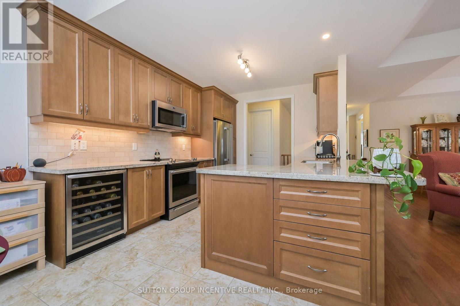 110 RIDGE WAY - 10
