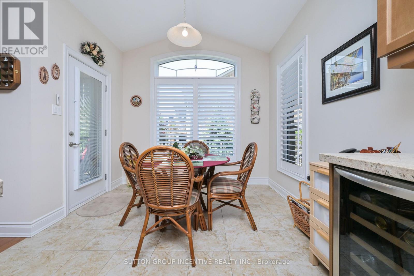 110 RIDGE WAY - 14