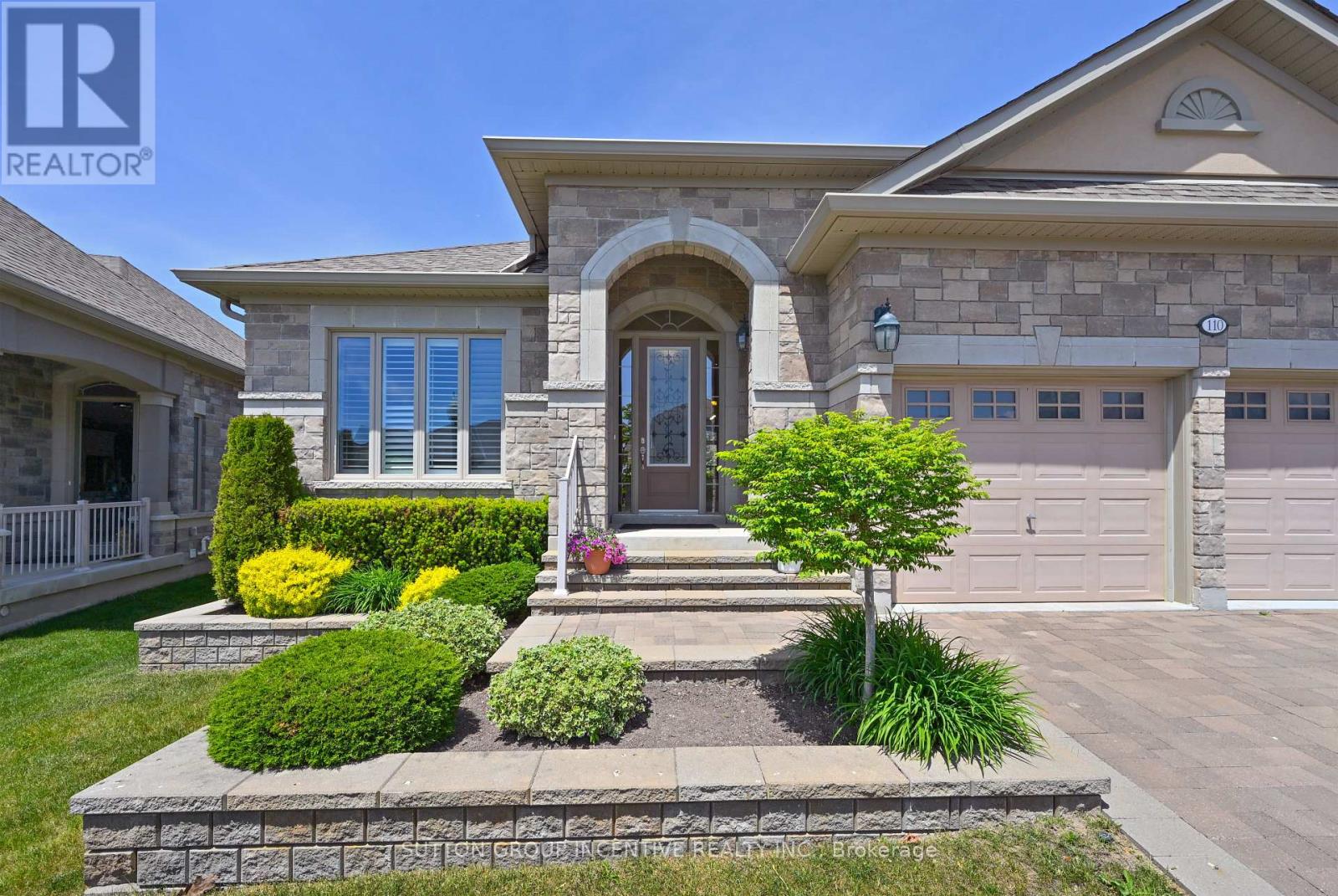 110 RIDGE WAY - 2