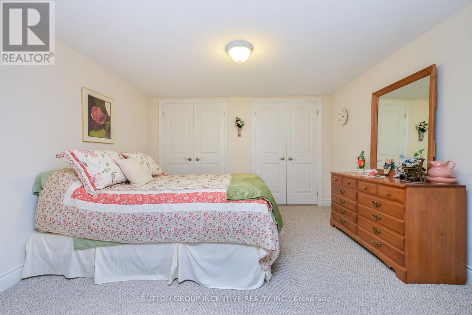 110 RIDGE WAY - 25