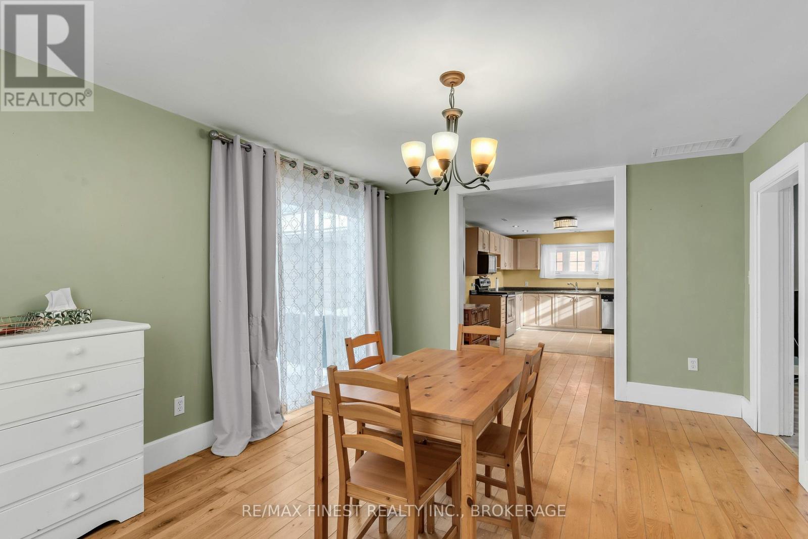 763 KING STREET W - 10