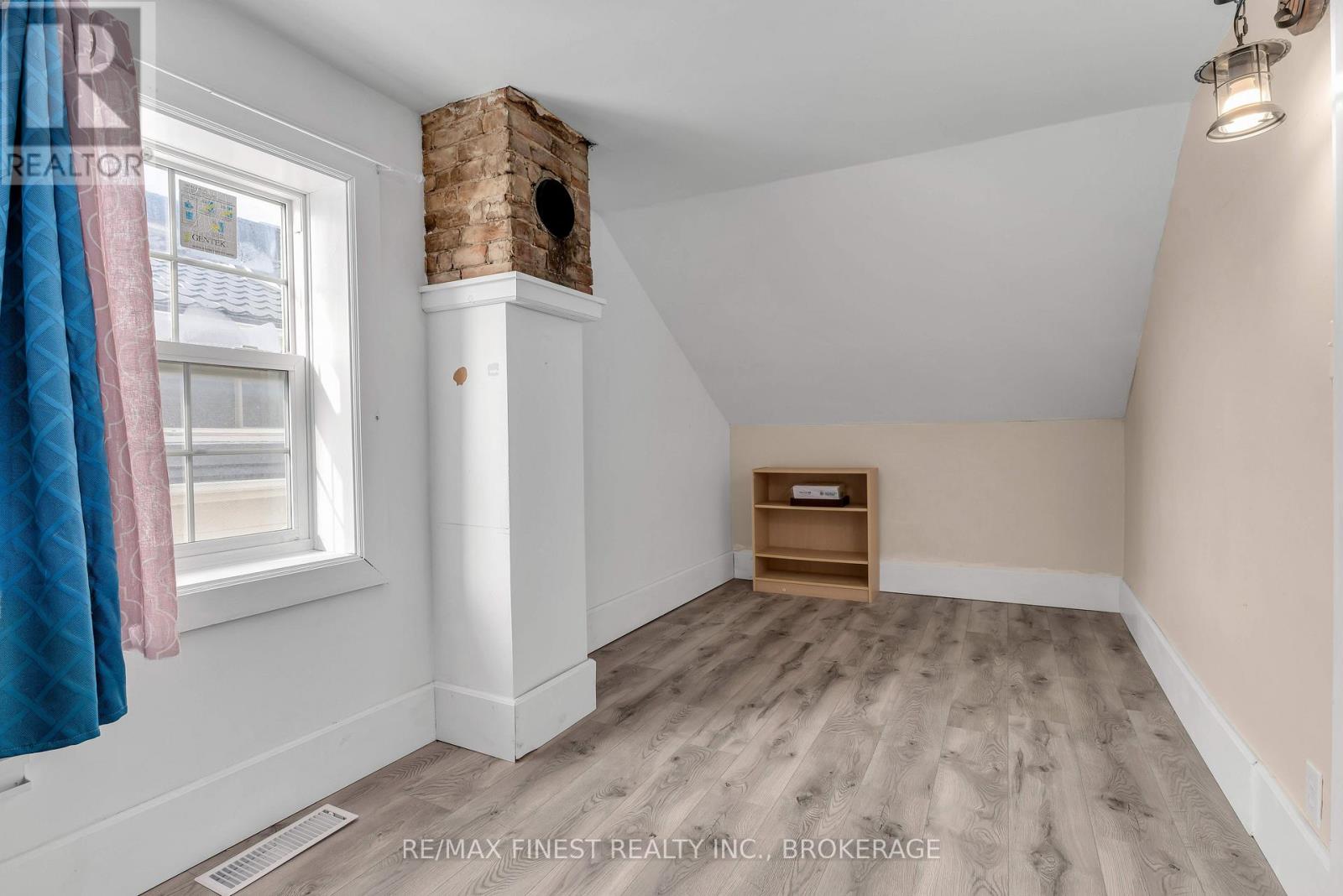 763 KING STREET W - 24