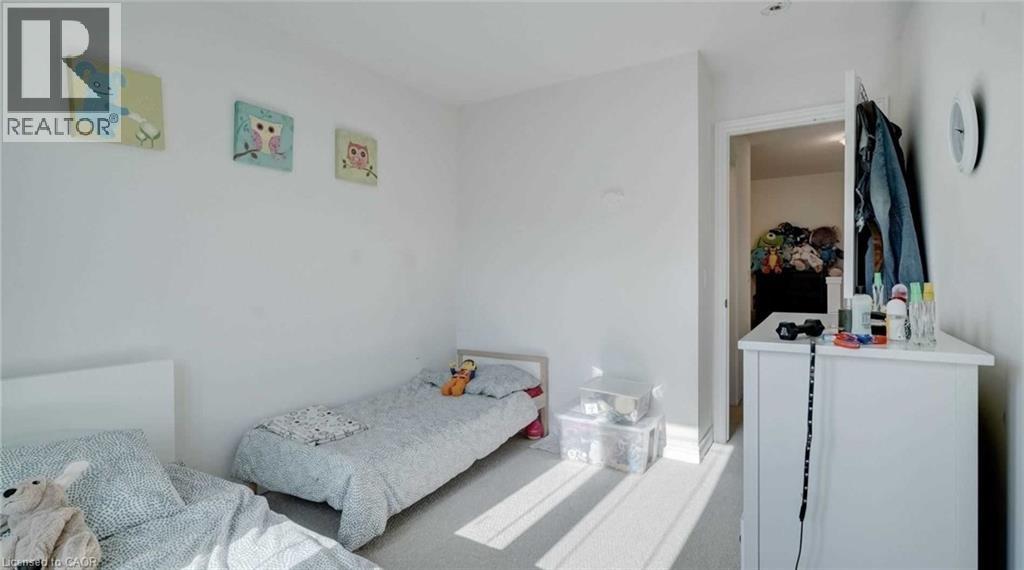 #132 77 DIANA Avenue - 25