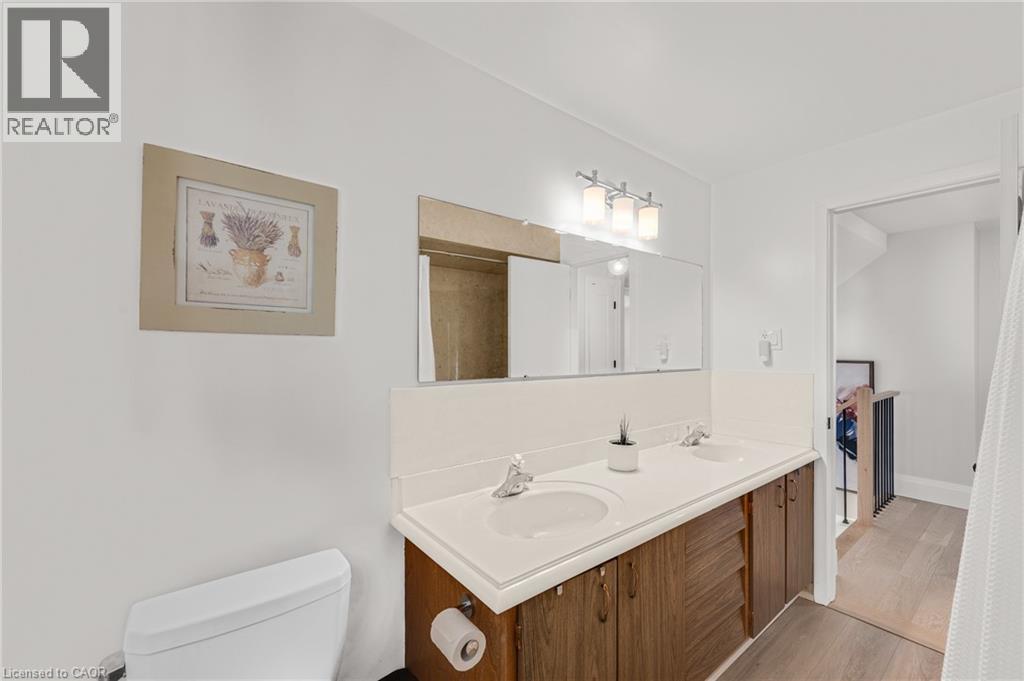 377 DUNCOMBE Drive - 15