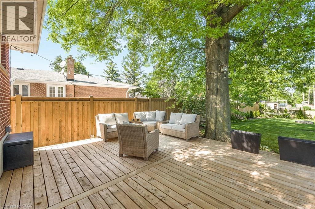 377 DUNCOMBE Drive - 30