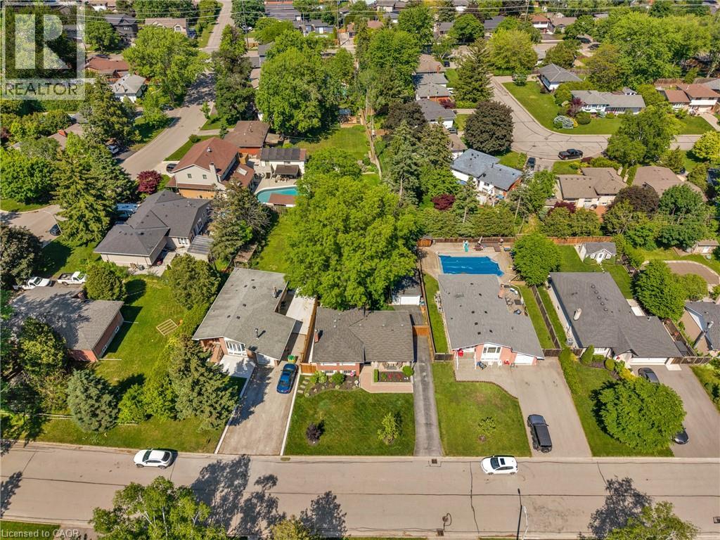 377 DUNCOMBE Drive - 37