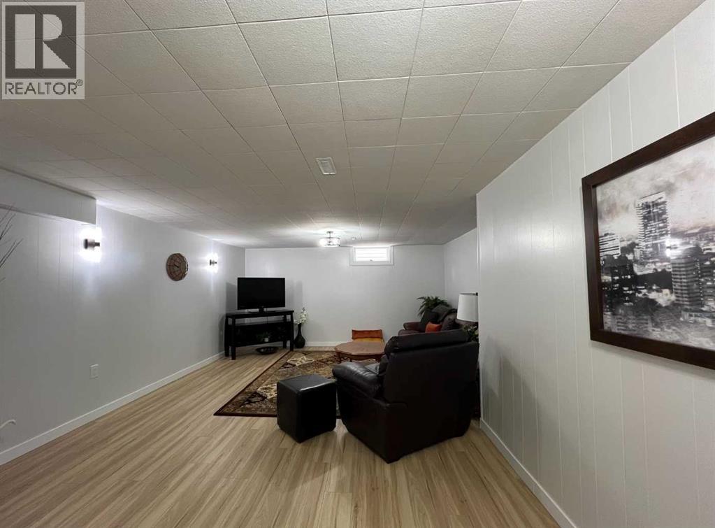 2231 20 Avenue SE — photo 21