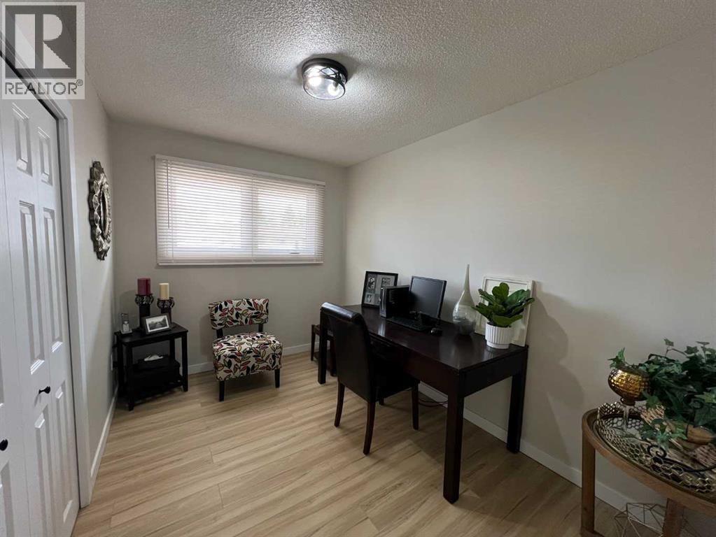 2231 20 Avenue SE — photo 10