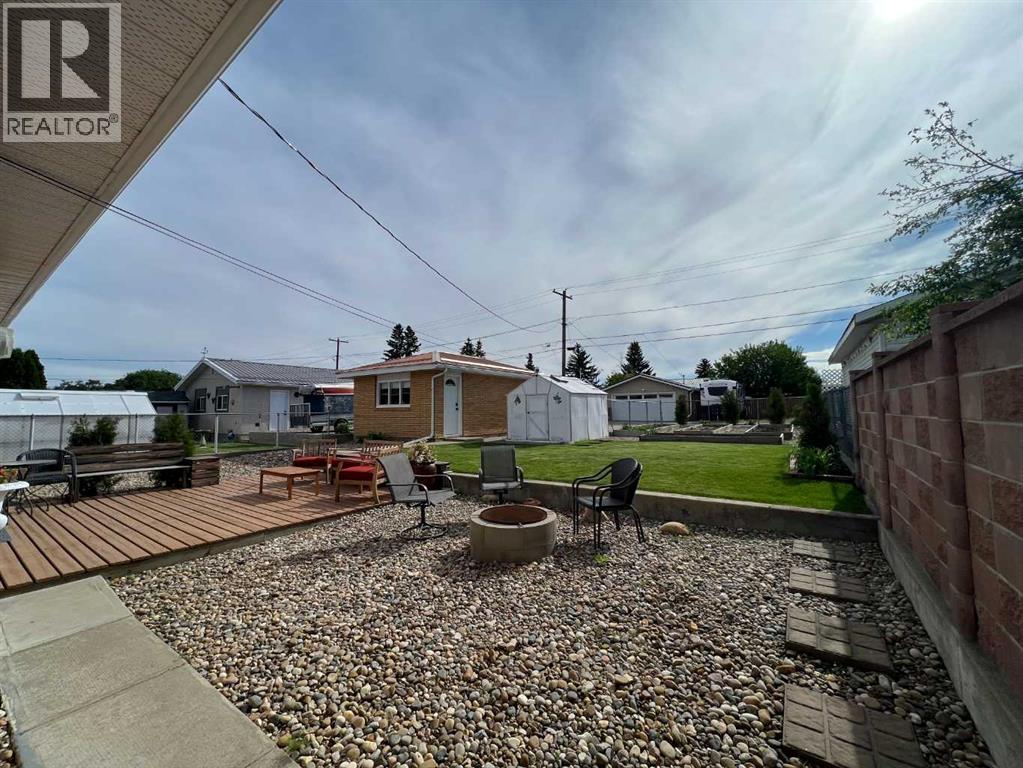 2231 20 Avenue SE — photo 25