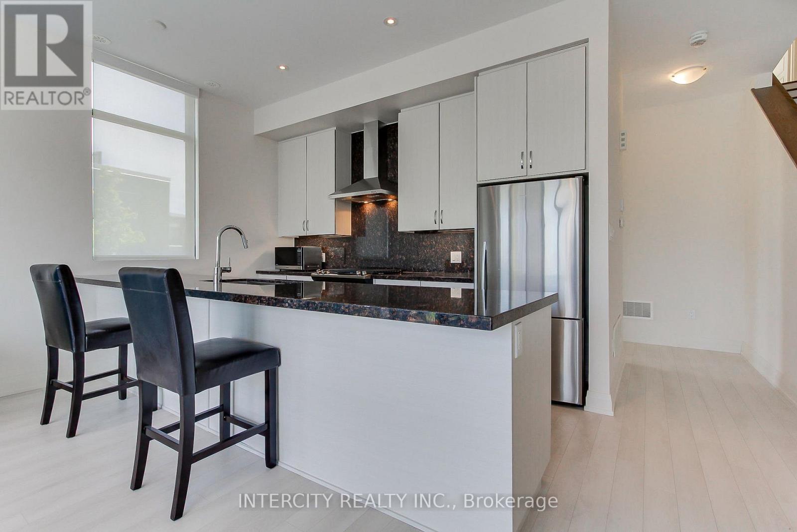 3545 RIVA AVENUE - 6