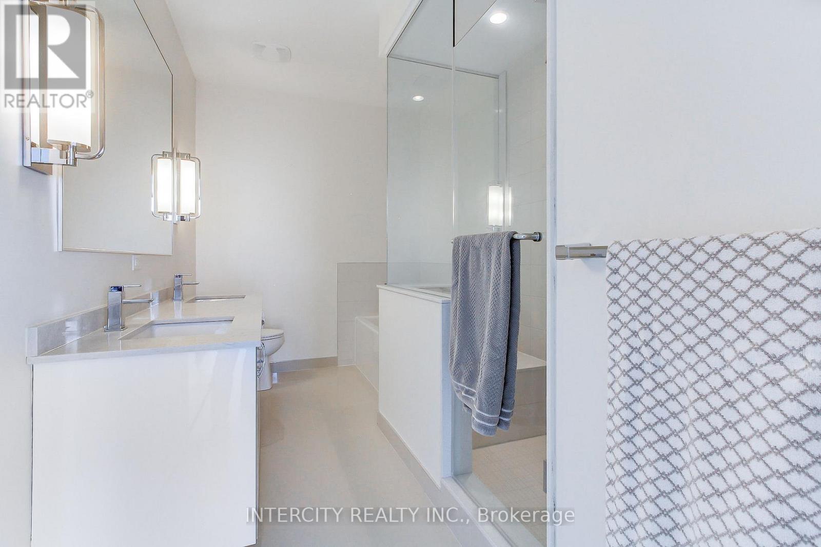 3545 RIVA AVENUE - 31