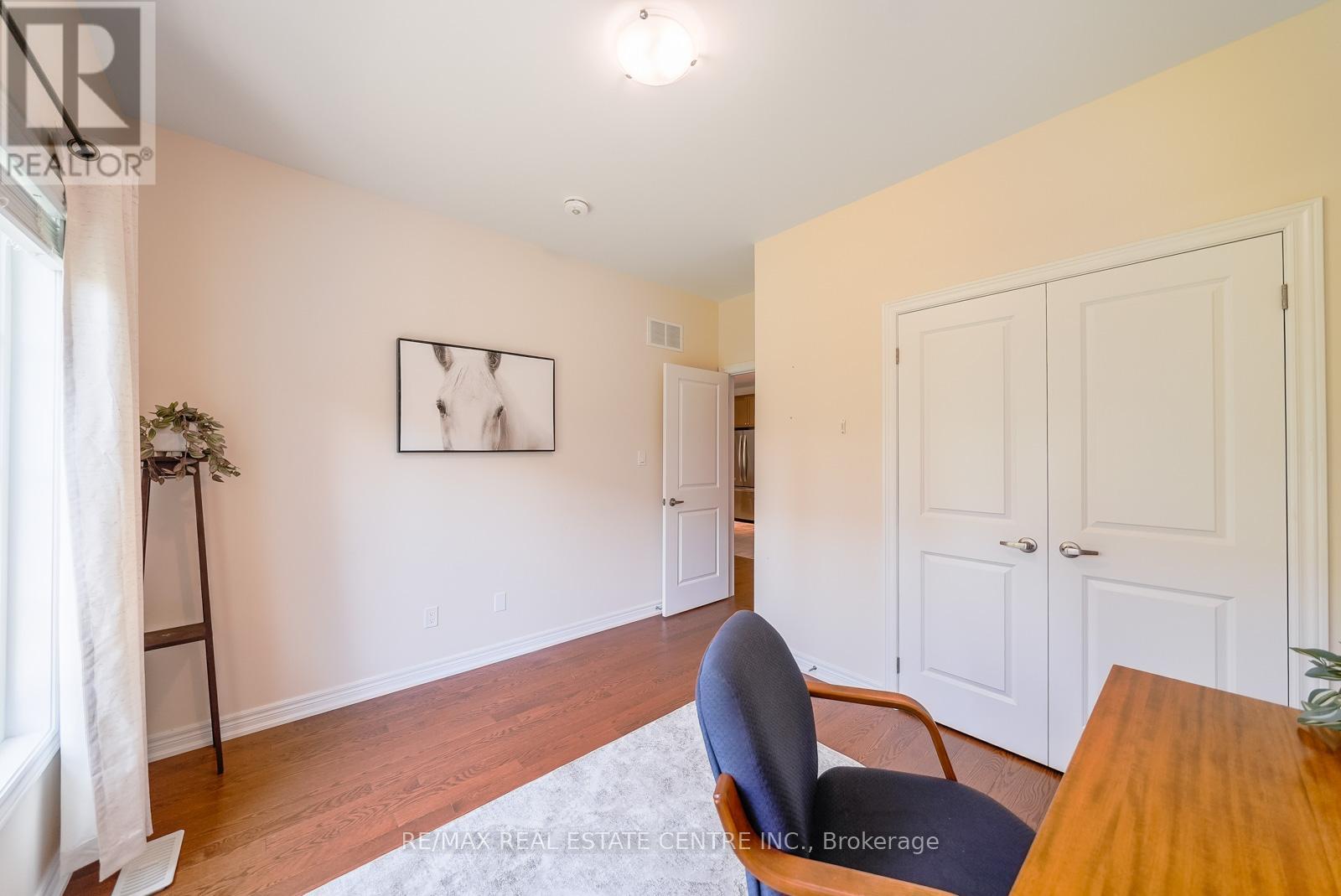 11 OVERLEA DRIVE - 24