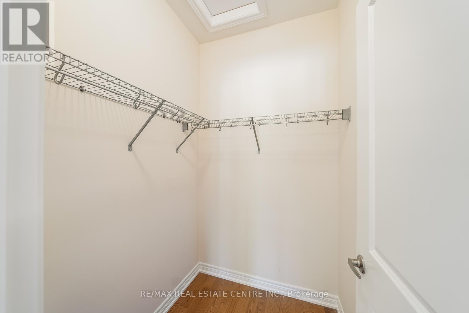 11 OVERLEA DRIVE - 29