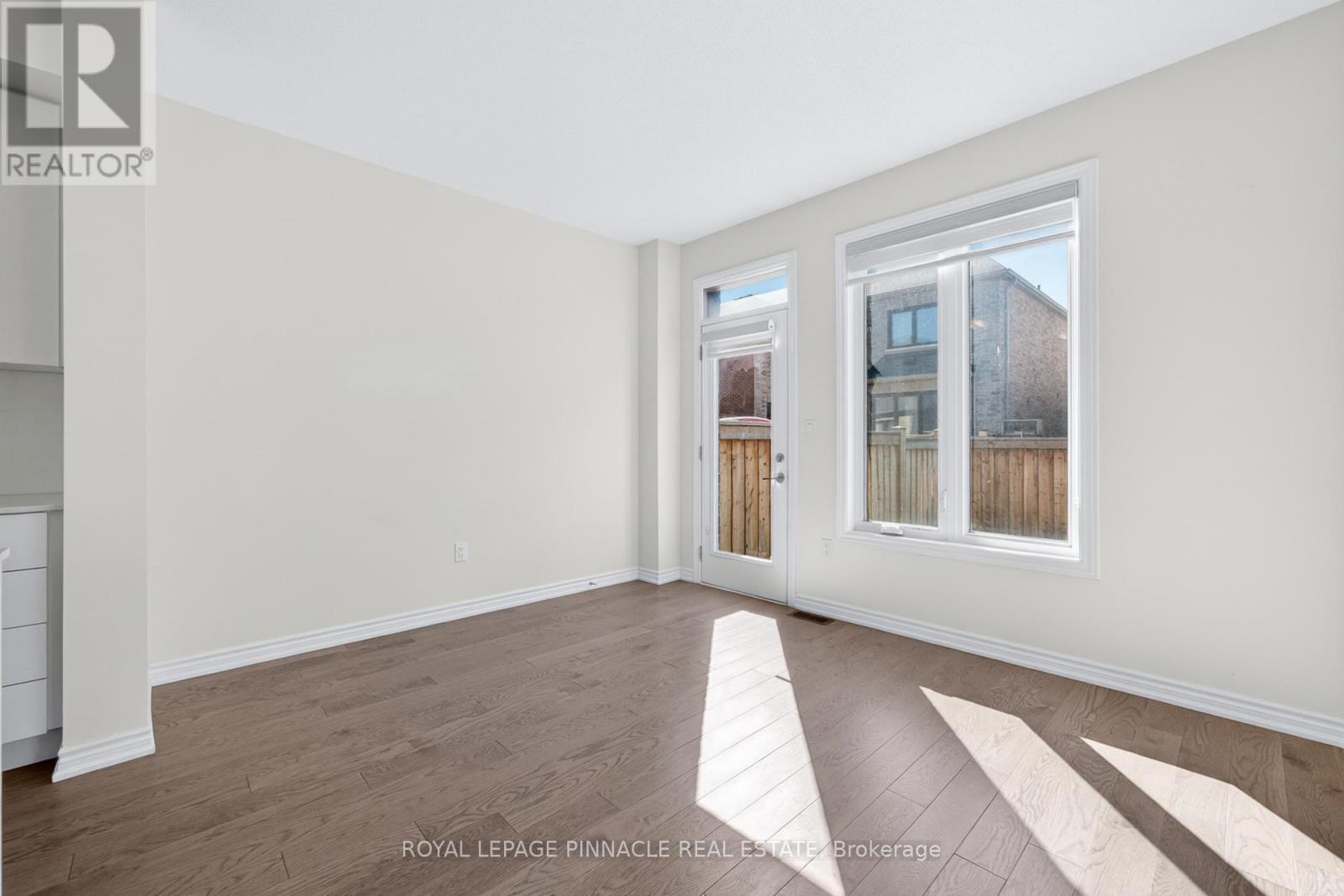 342 THIMBLEWEED COURT - 15