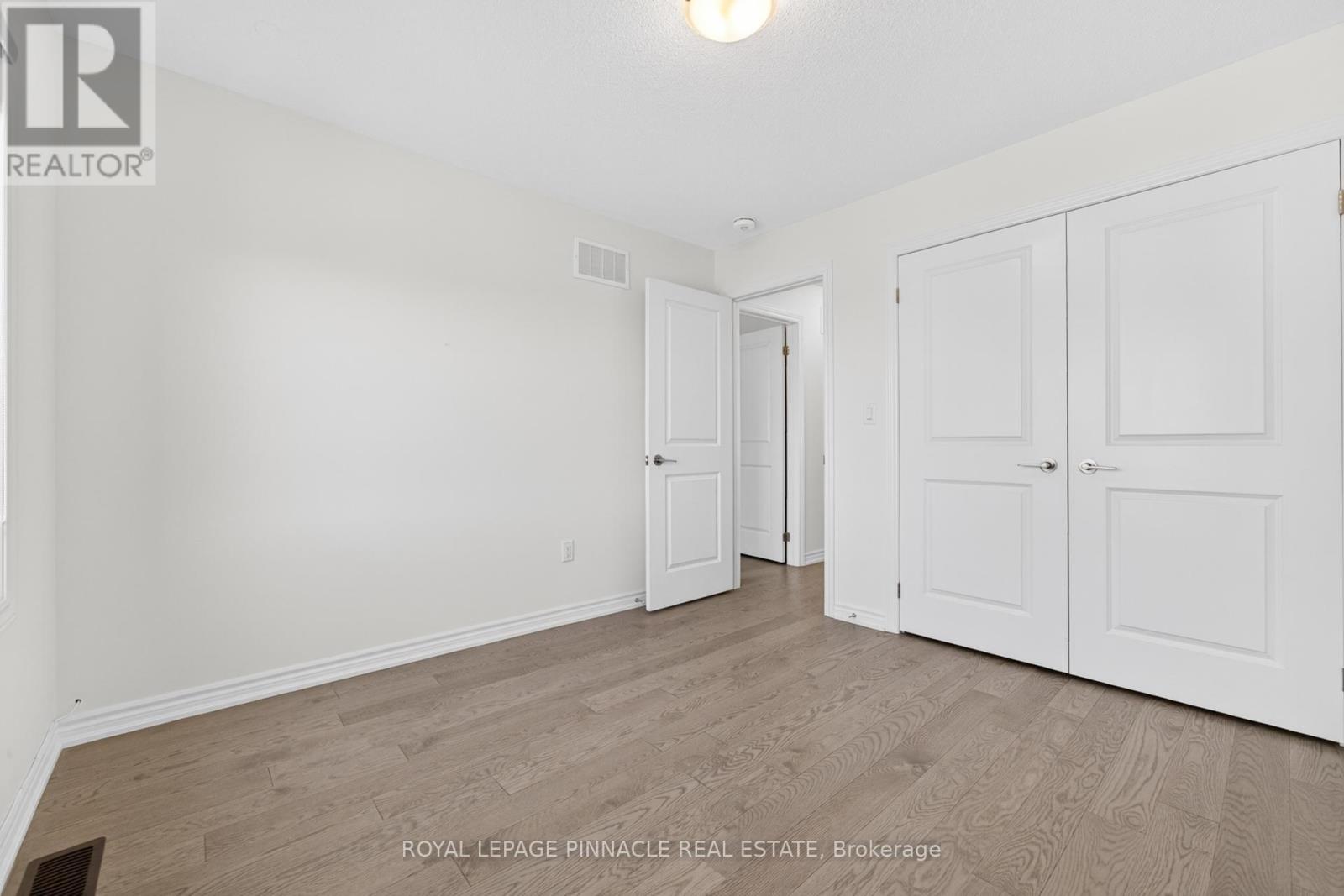 342 THIMBLEWEED COURT - 27