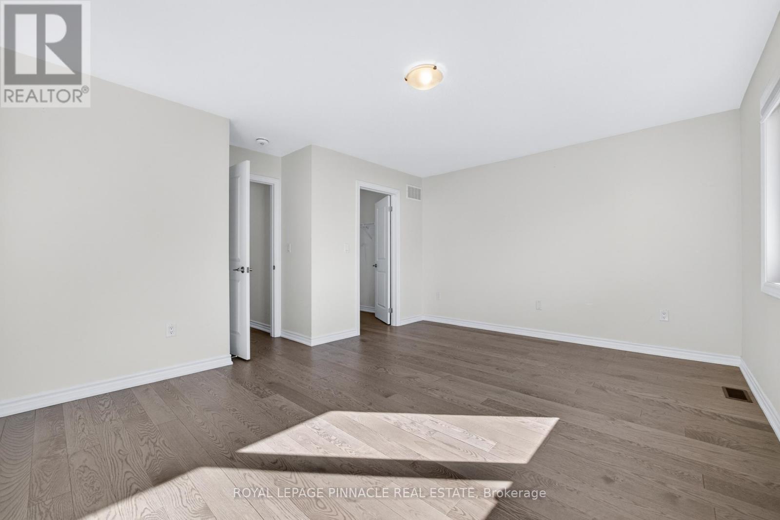 342 THIMBLEWEED COURT - 34