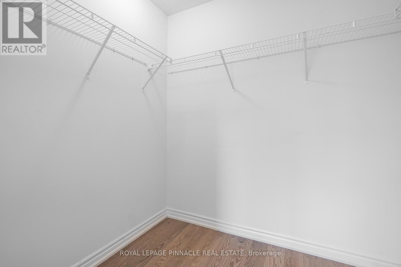 342 THIMBLEWEED COURT - 36