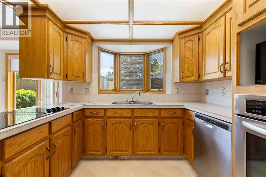 23 Millside Place SW - 11
