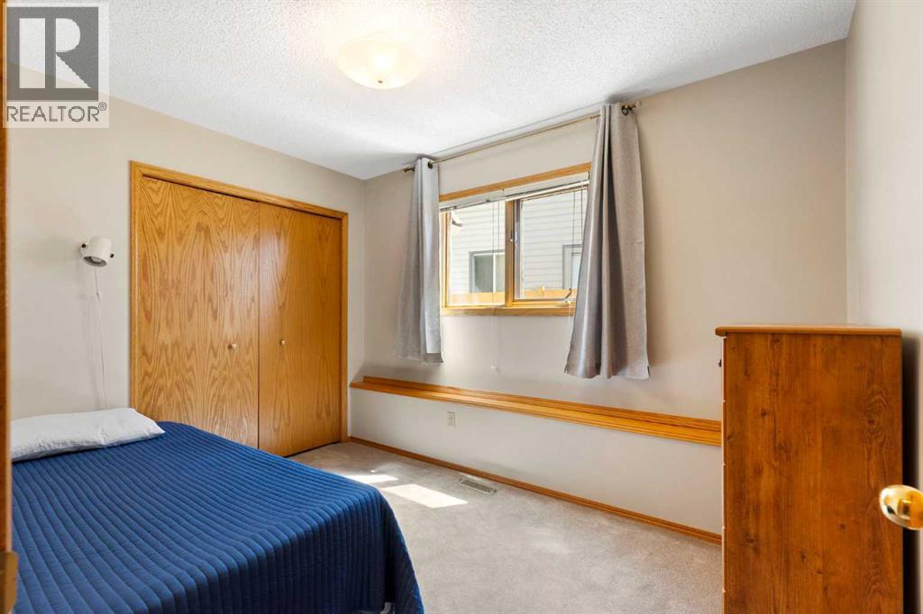 23 Millside Place SW - 19