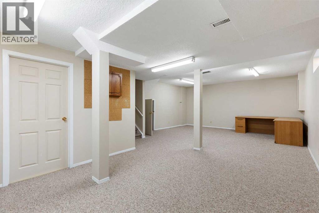 23 Millside Place SW - 31