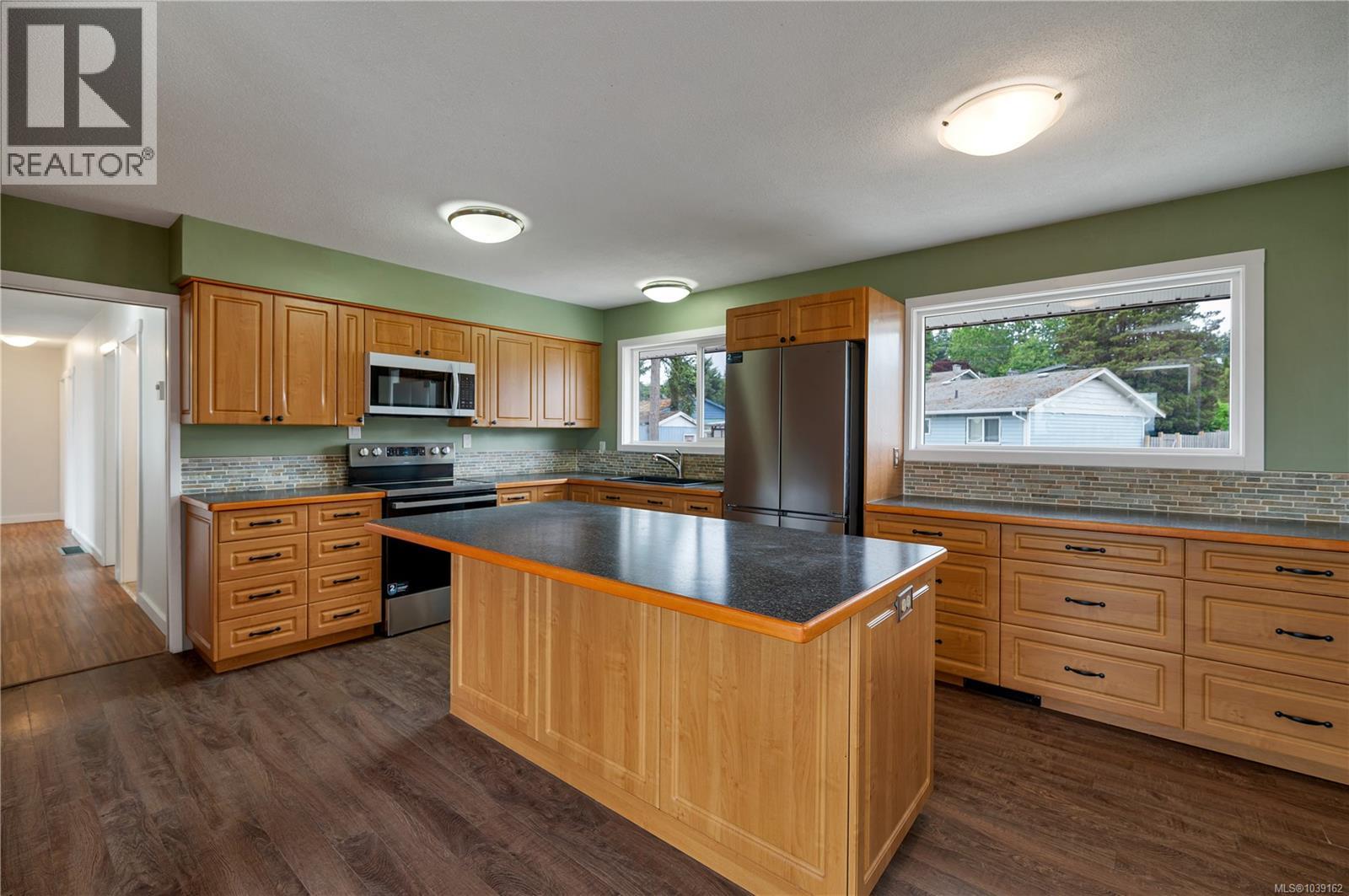 1048 Galerno Rd - 10
