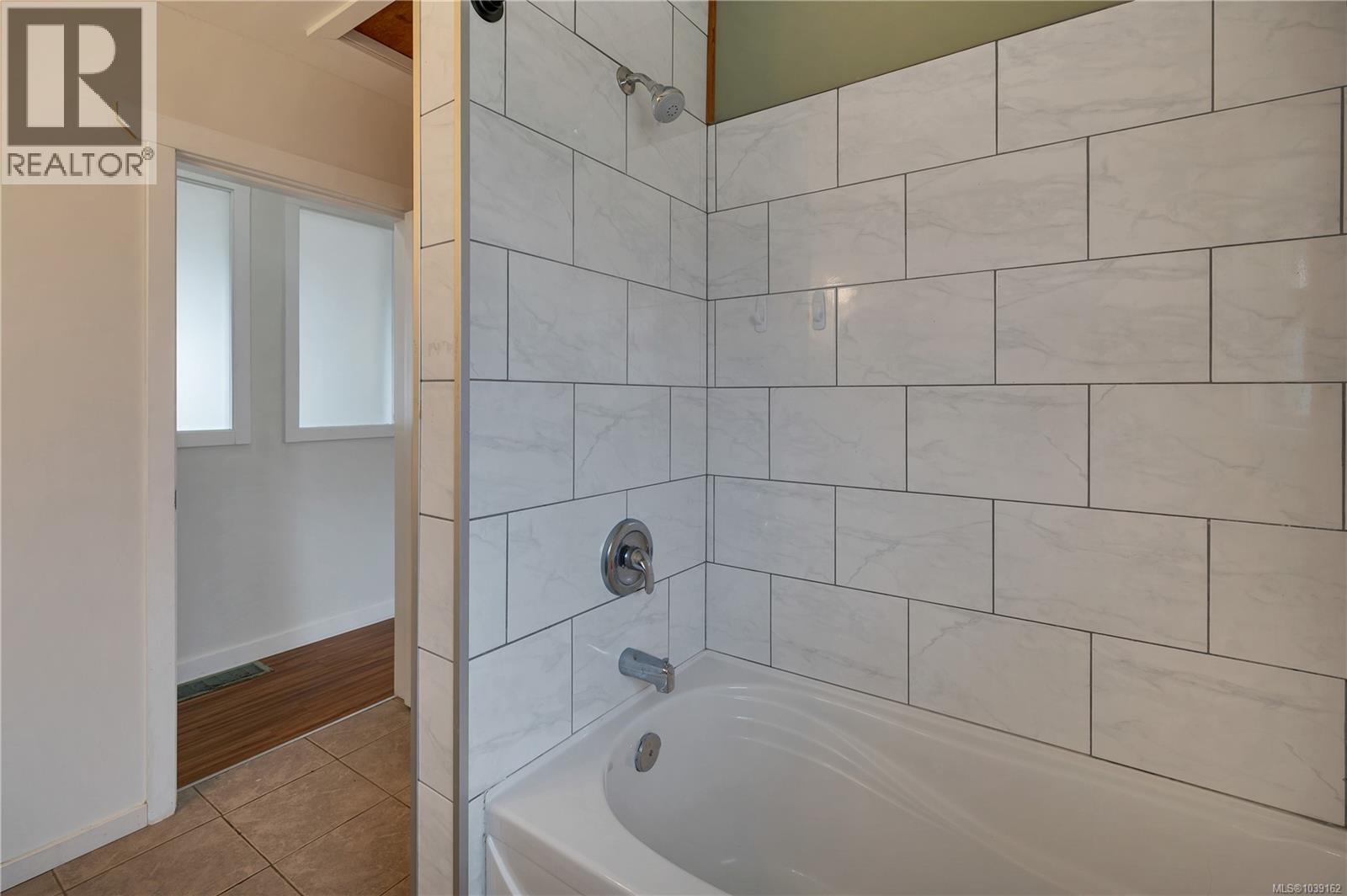 1048 Galerno Rd - 25