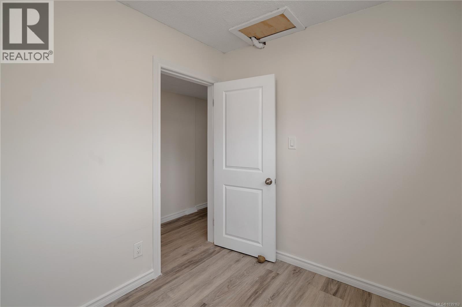 1048 Galerno Rd - 49
