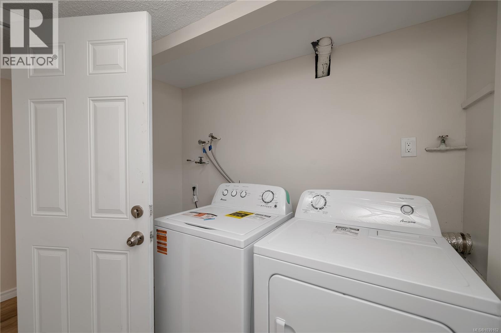 1048 Galerno Rd - 52
