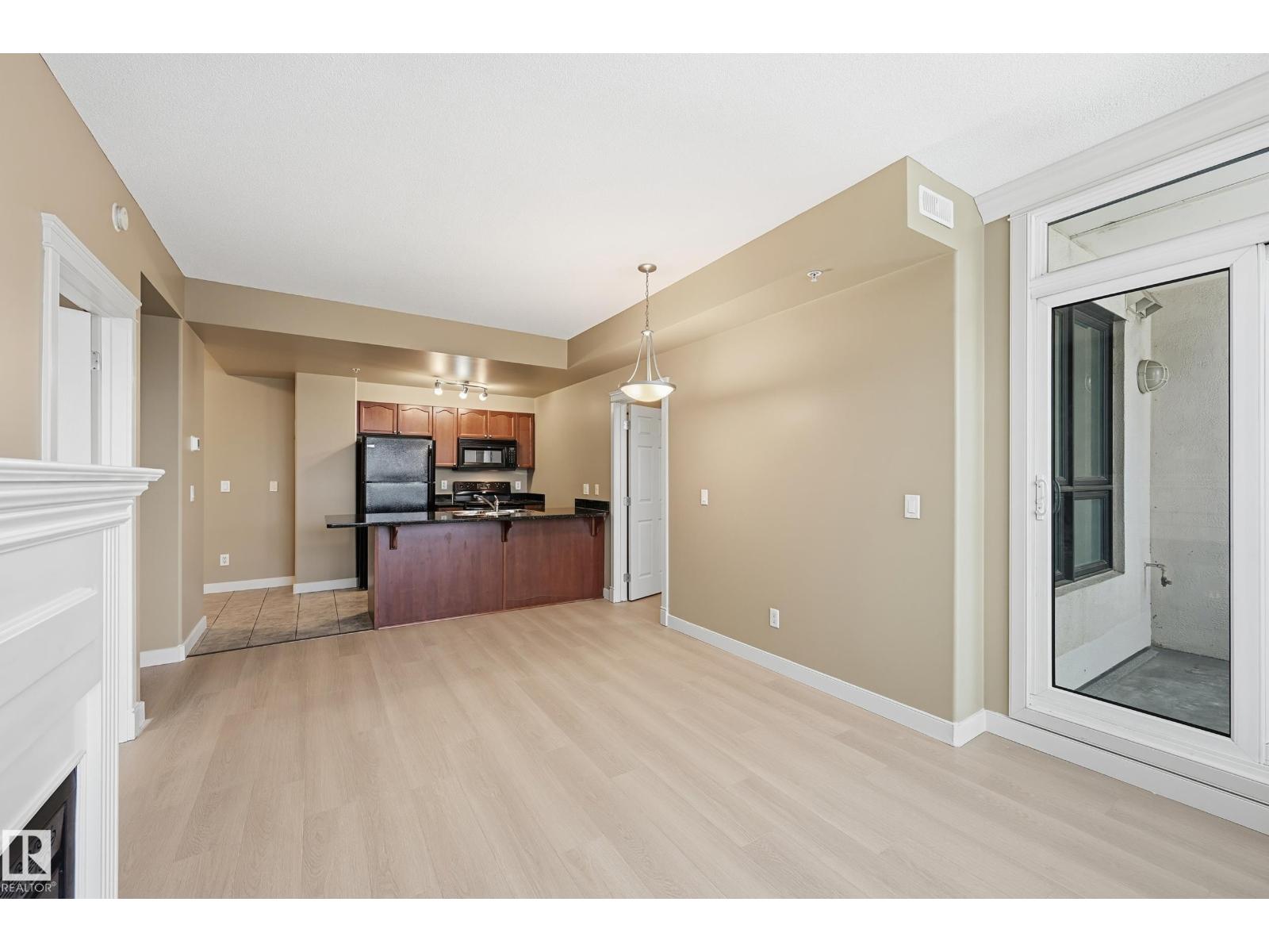 #1407 9939 109 ST NW - 8