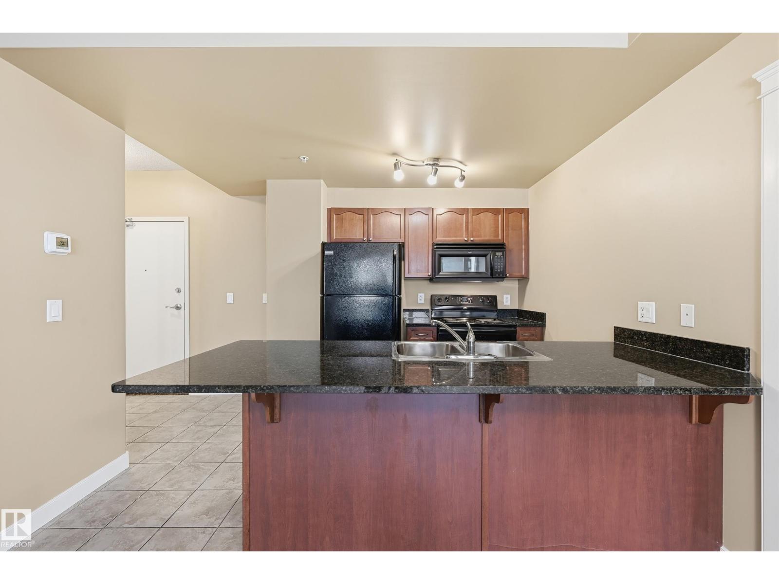 #1407 9939 109 ST NW - 9