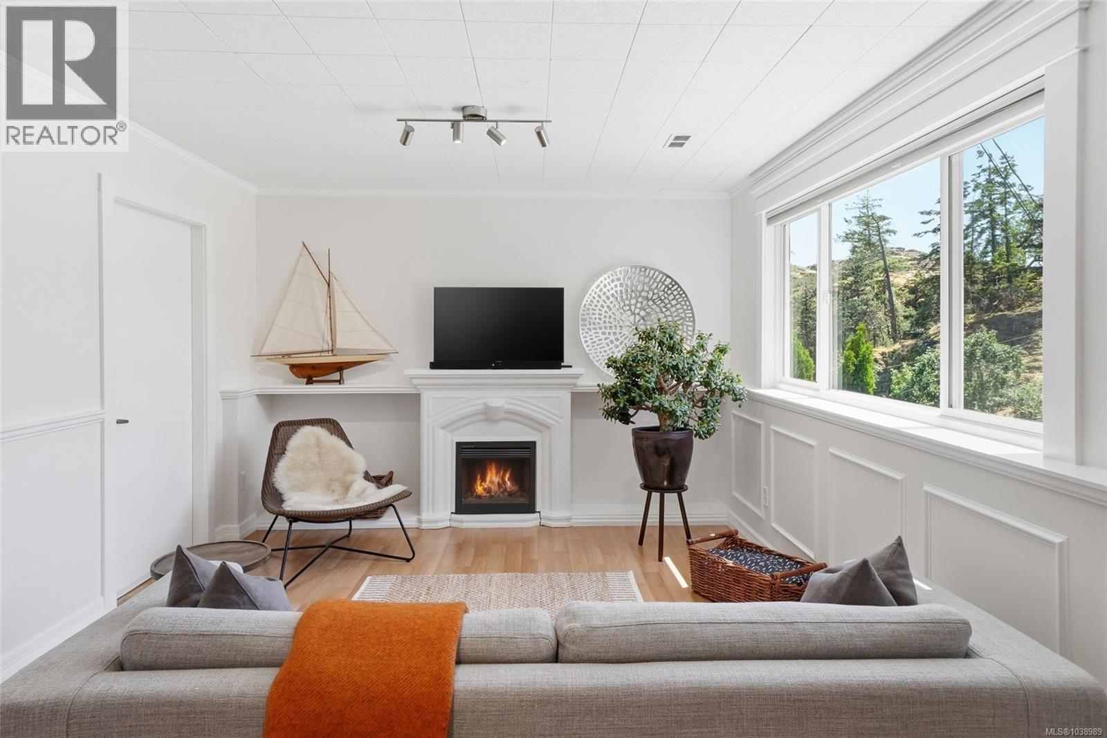 3153 Marion Way - 60