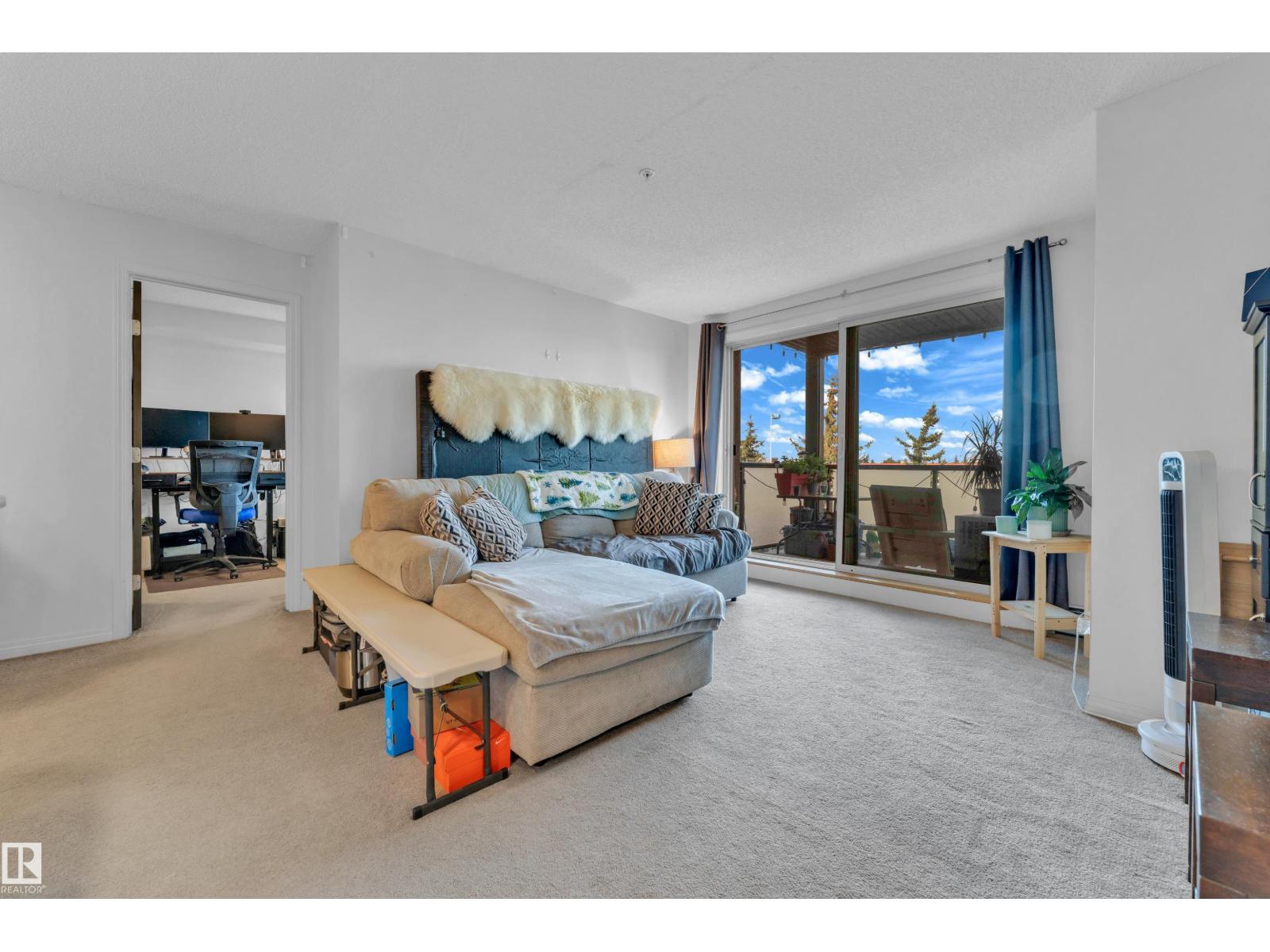 #305 13907 136 ST NW - 23