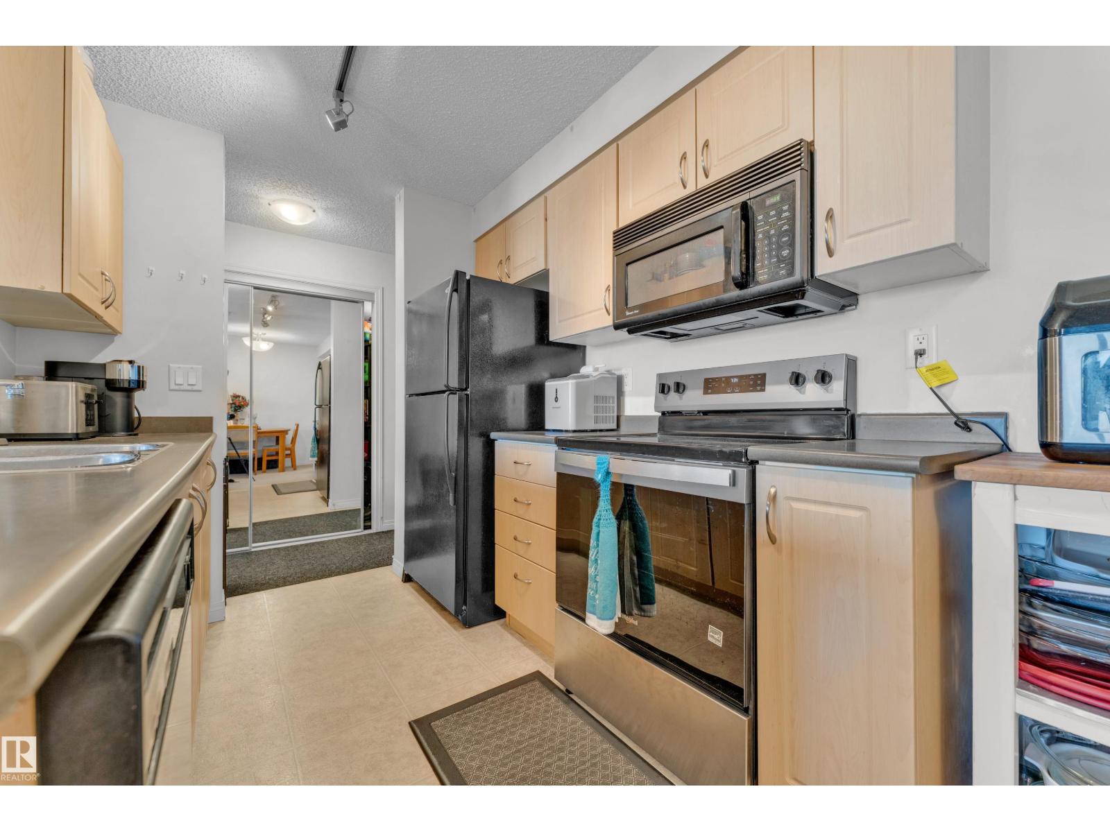 #305 13907 136 ST NW - 16