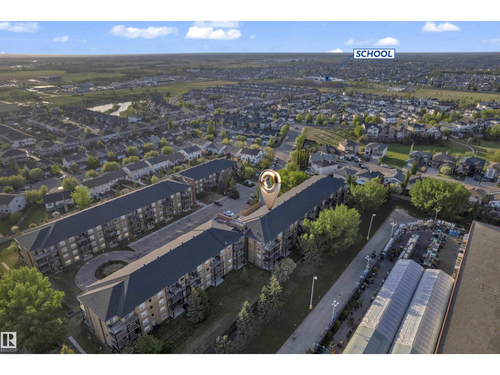 #305 13907 136 ST NW - 31
