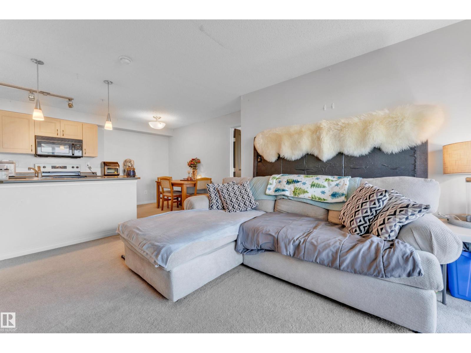 #305 13907 136 ST NW - 24