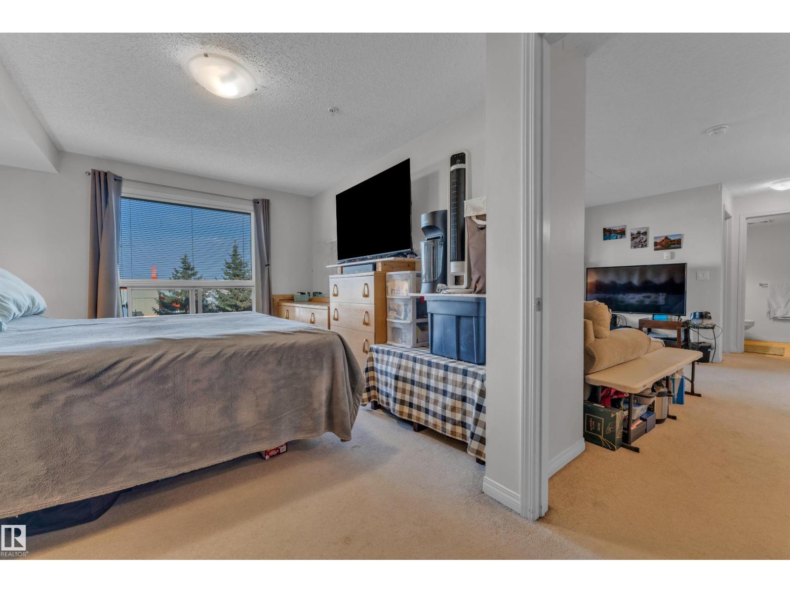 #305 13907 136 ST NW - 19