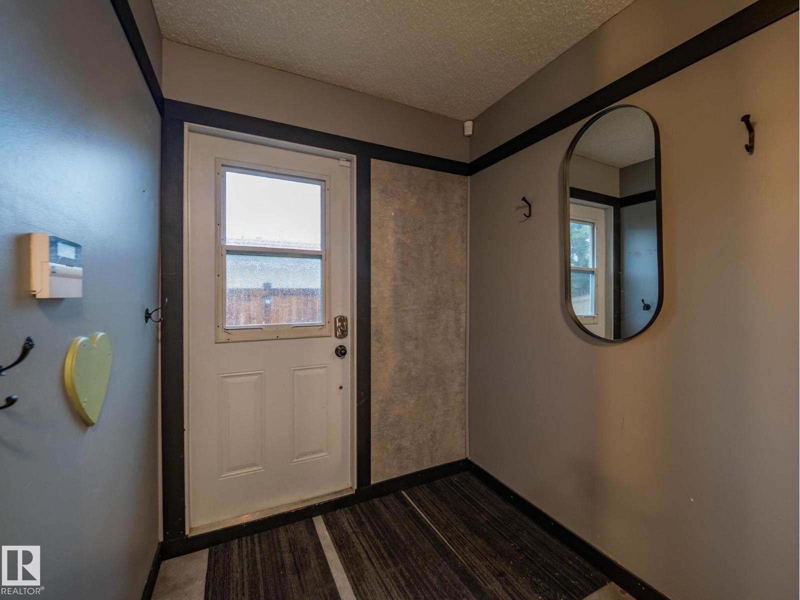 14207 117 ST W NW - 5