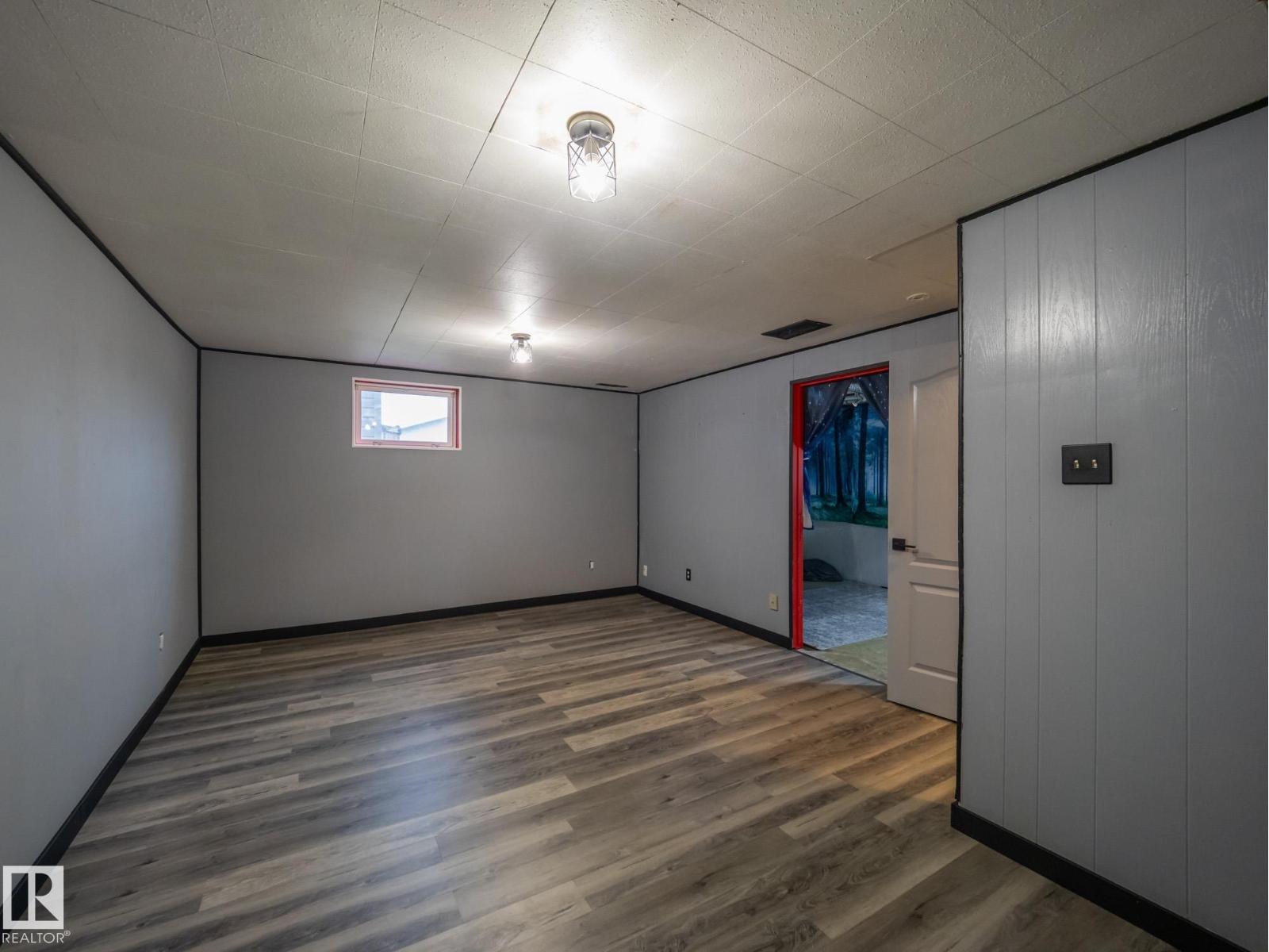14207 117 ST W NW - 36